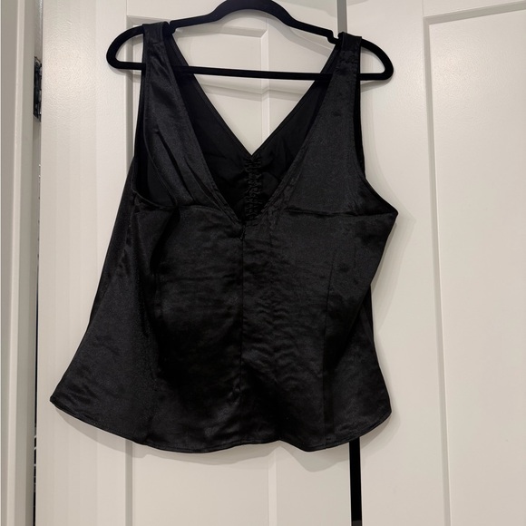 H&M Black Ruched V-Neck Blouse - Picture 2 of 3